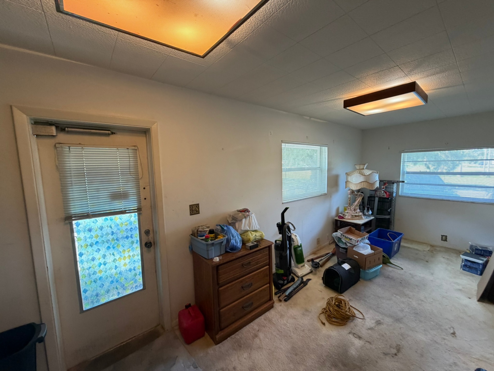 Bonus room with exterior entry โ Palma Sola off-market listing photo 11